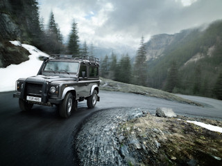 Land Rover wprowadza nowy silnik Diesel